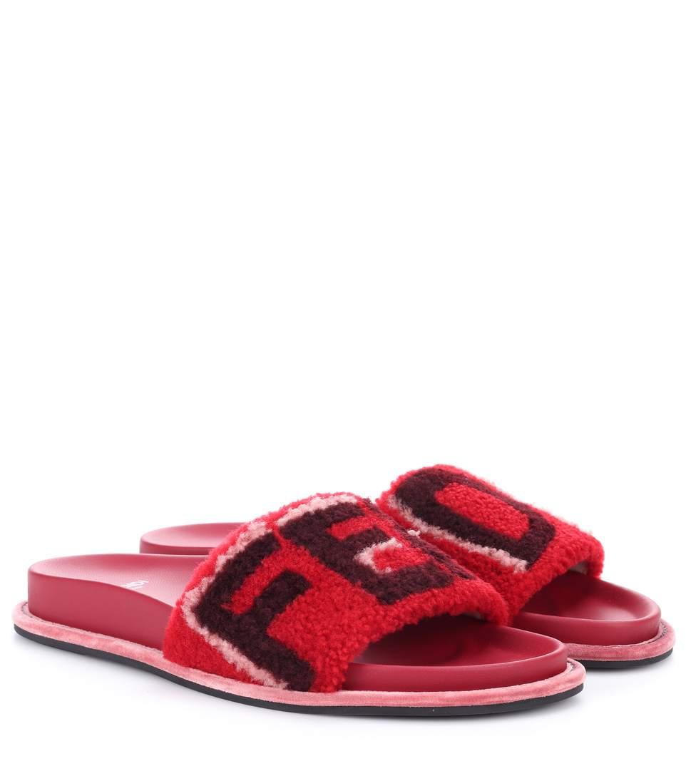 fendi pink slides