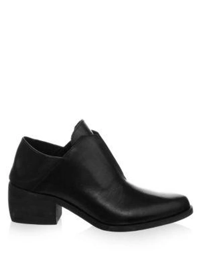 Shop Ld Tuttle Point Toe Leather Booties In Black