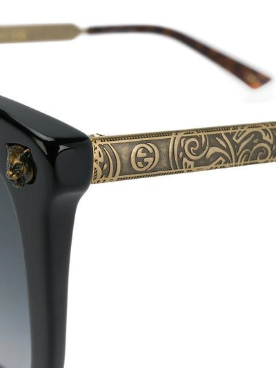Shop Gucci Eyewear Oversized Tiger Detail Sunglasses - Black