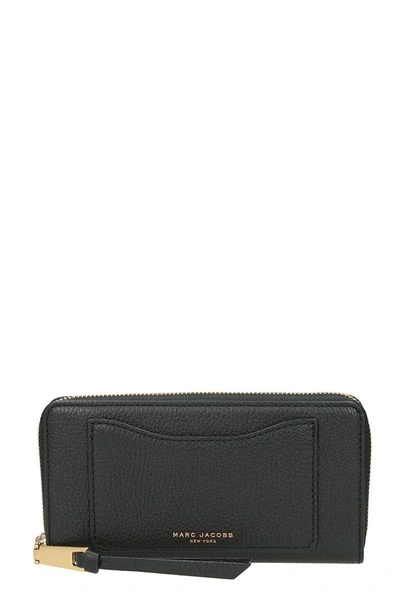 Shop Marc Jacobs Recruit Standard Continental Wallet In Black