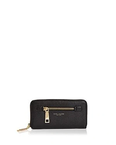 Shop Marc Jacobs Gotham City Continental Wallet In Black/gold