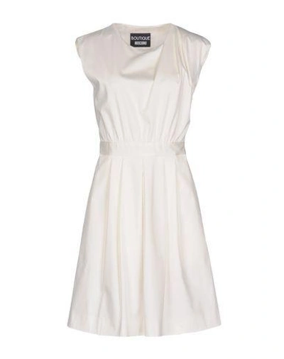 Shop Boutique Moschino Short Dress In White