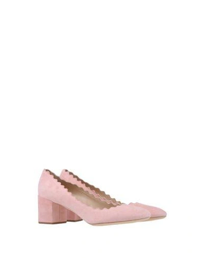 Shop Chloé Pump In Pink