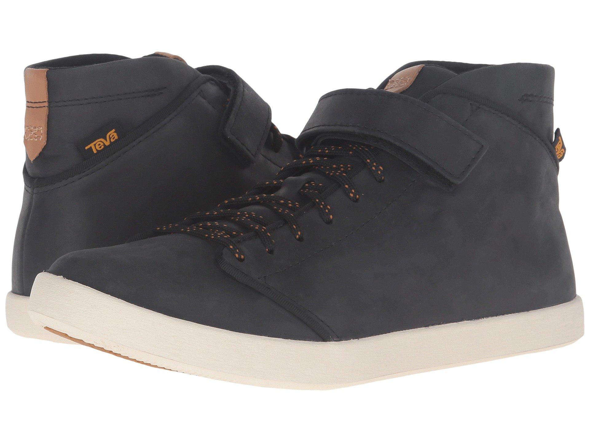teva willow chukka