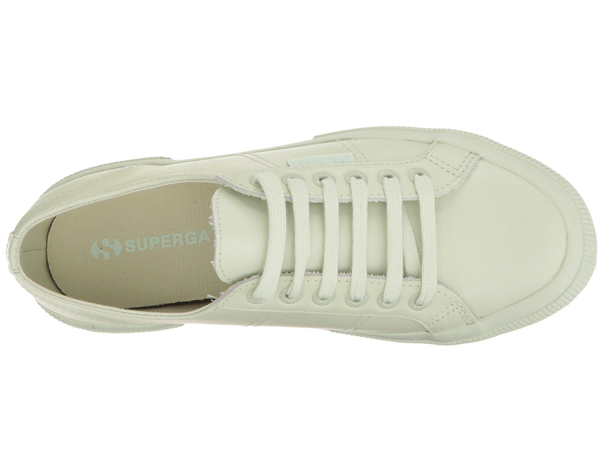 total mint superga
