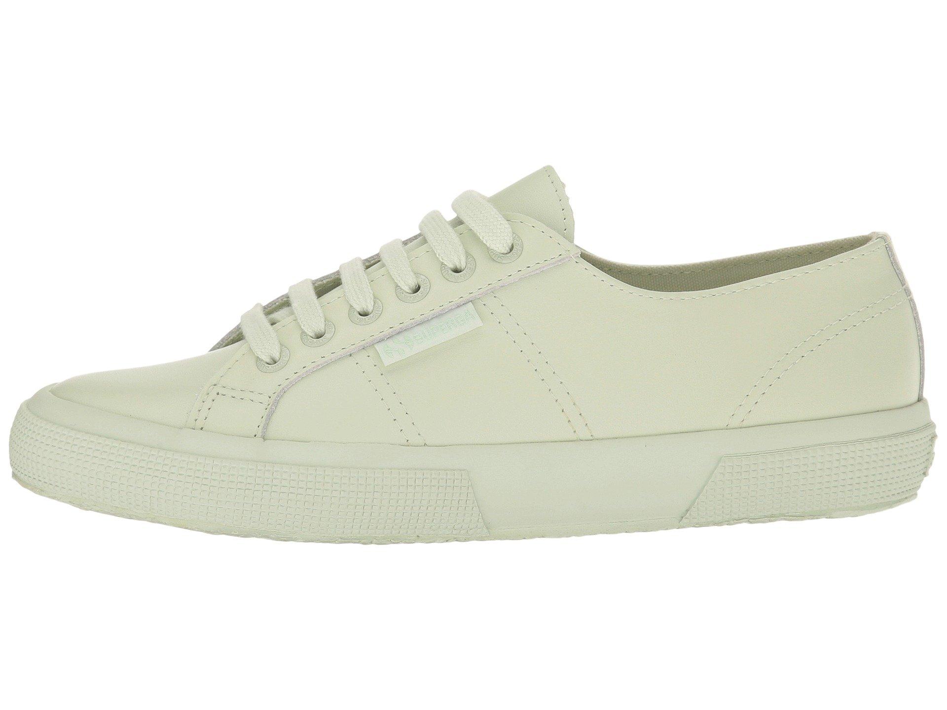 total mint superga