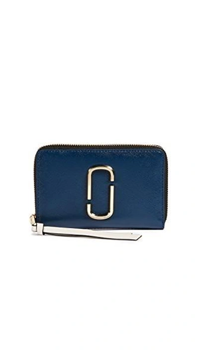 Shop Marc Jacobs Snapshot Small Standard Wallet In Blue Sea Multi