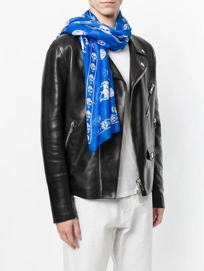 Alexander Mcqueen Skull Print Scarf In Blue