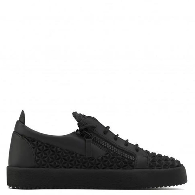 Shop Giuseppe Zanotti - 3d Leather Low-top Sneaker The Manhattan In Black