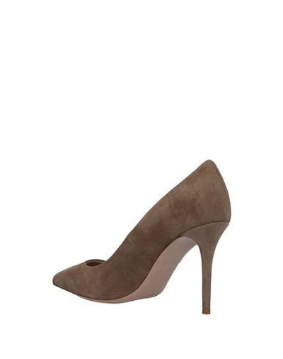 Shop Le Silla Pump In Grey