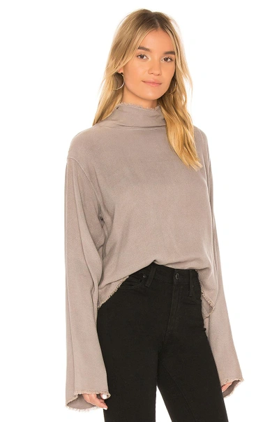 Shop Bella Dahl Button Back Top In Taupe