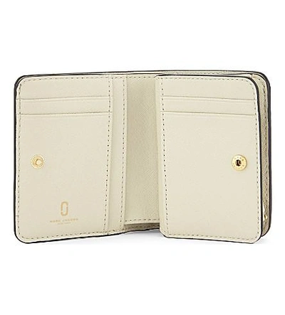 Marc Jacobs Snapshot Mini Compact French Wallet In Black/chianti