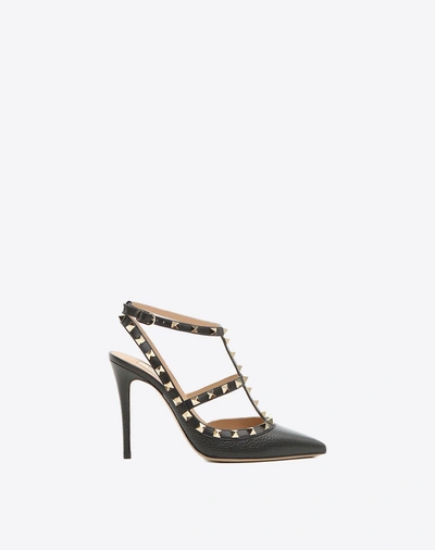 Valentino Garavani Studded Leather Decollete Pumps In Black