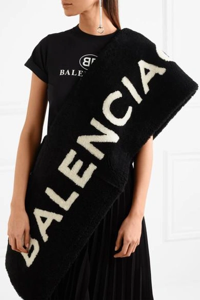 Shop Balenciaga Intarsia Shearling Scarf In Black