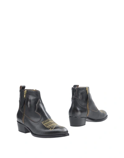 Shop Alexander Hotto Ankle Boot In Black