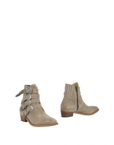 Shop Catarina Martins Ankle Boot In Beige
