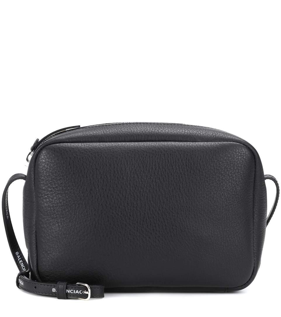 everyday black crossbody bag