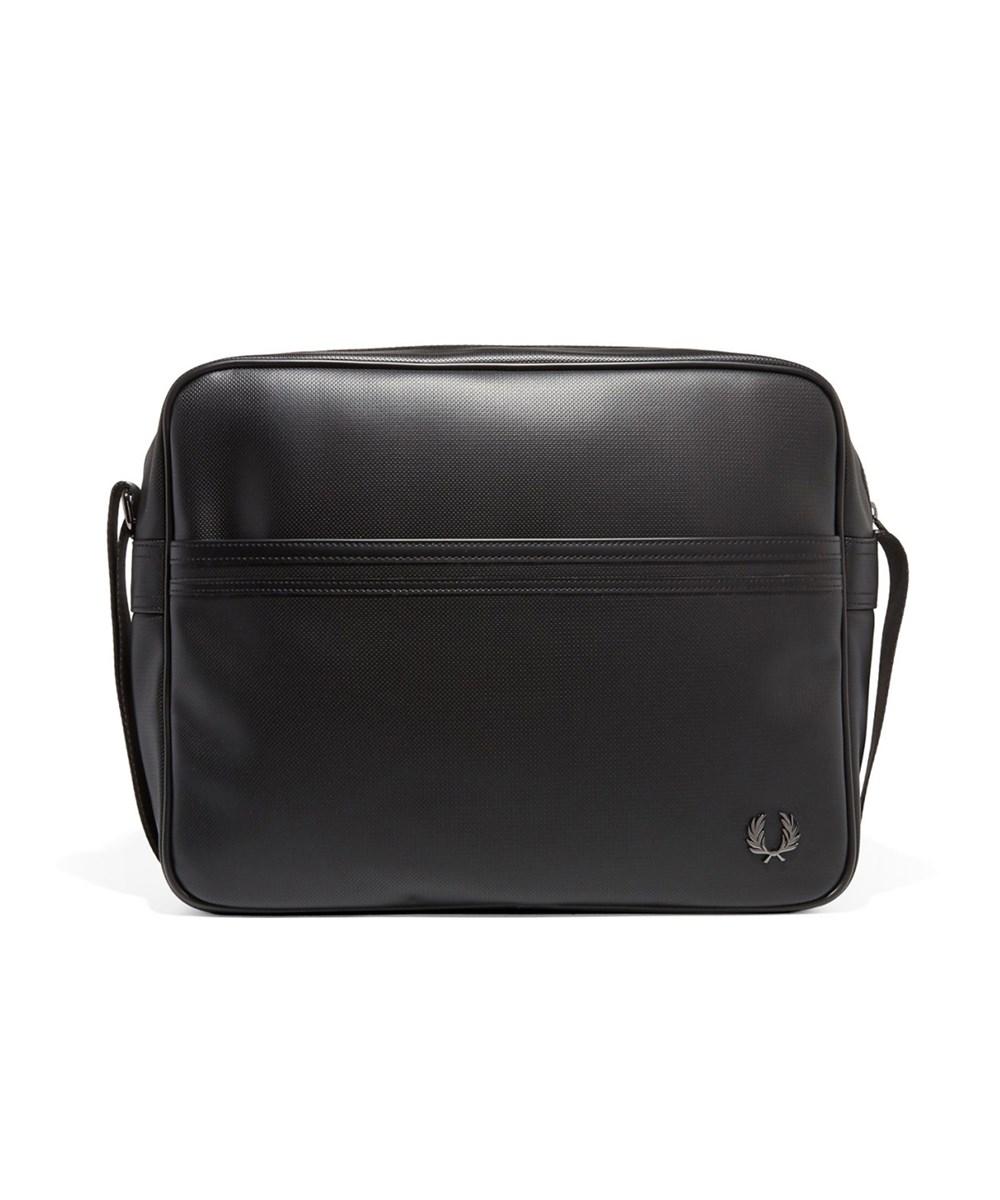 O neanche Parco Naturale addome fred perry messenger bag Sinfonia  Inevitabile festa