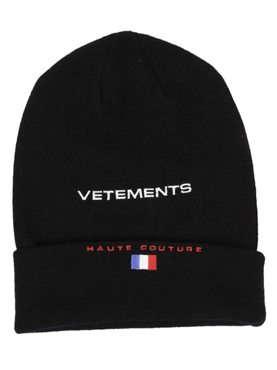 Shop Vetements Logo Embroidered Beanie In Black
