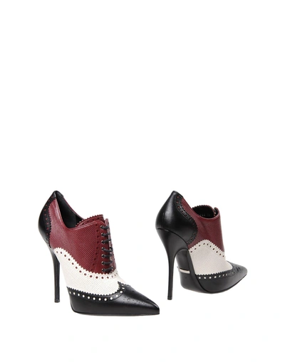 Shop Gucci Laced Shoes In Maroon