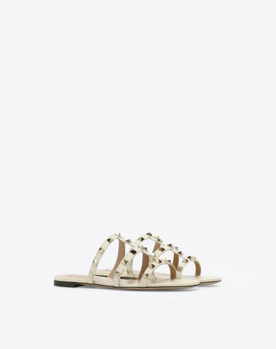 Shop Valentino Garavani Rockstud Flat Calfskin Slide Sandal In Light Ivory