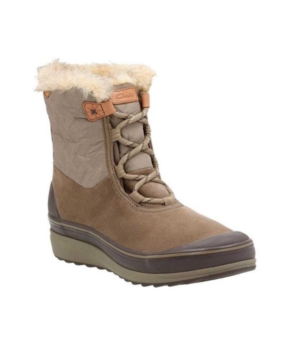 clarks outdoor muckers