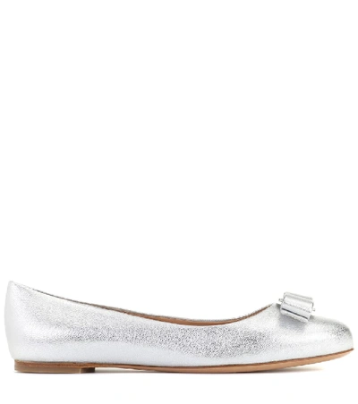 Shop Ferragamo Varina Metallic Leather Ballerinas In Silver