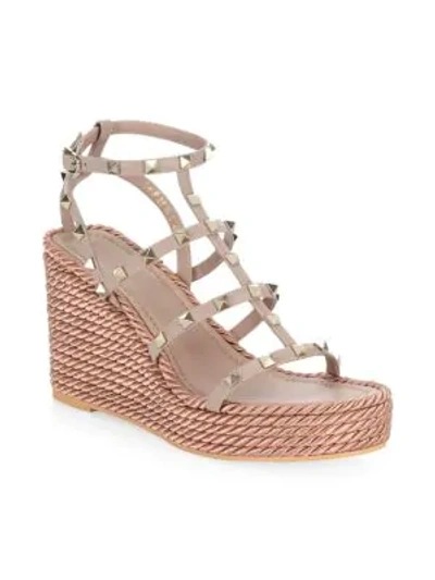 Shop Valentino Garavani Rockstud Leather Espadrille Wedge Sandals In Poudre