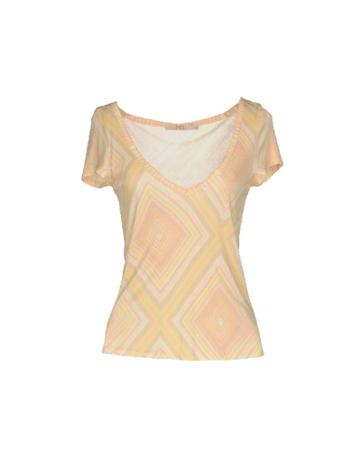 Shop Red Valentino T-shirts In Apricot