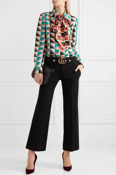 Shop Gucci Pussy-bow Printed Silk-twill Shirt In Green