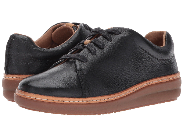 clarks amberlee crest