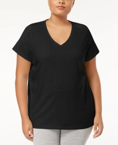 Shop Hue Womens Plus Size Sleepwell Solid S/s V-neck T-shirt With Temperature Regulating Technology In Black