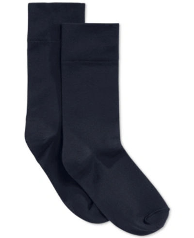Shop Hue Women's Ultra Smooth Socks In Navy