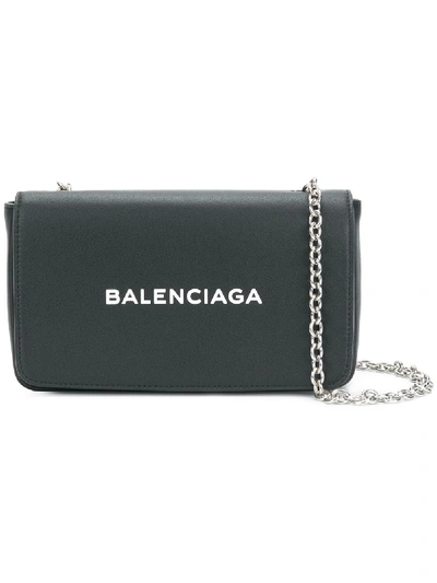 Shop Balenciaga 'everyday' Umhängetasche In Black