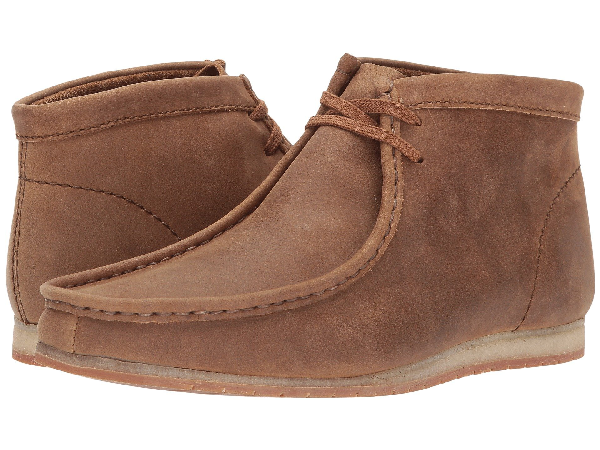 clarks wallabee step boot