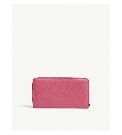 Shop Gucci Logo Grained Leather Continental Wallet In Pink