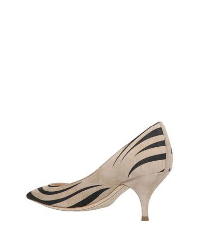 Shop Nina Ricci Pump In Beige