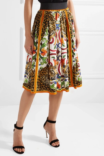 Shop Dolce & Gabbana Maiolica Pleated Printed Cotton-poplin Skirt In Orange