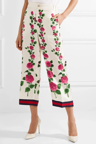 Shop Gucci Cropped Grosgrain-trimmed Floral-print Silk-twill Wide-leg Pants In Ecru