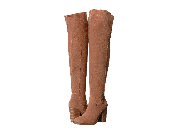 kelsi dagger brooklyn logan