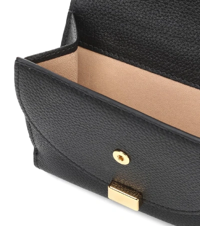 Shop Chloé Georgia Leather Wallet In Black