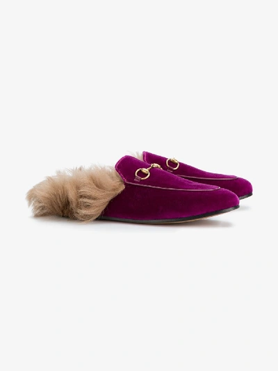 Shop Gucci Slipper Princetown Aus Samt In Pink/purple