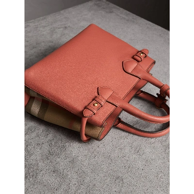 Shop Burberry The Small Banner Aus Leder Und House Check-gewebe In Cinnamon Red