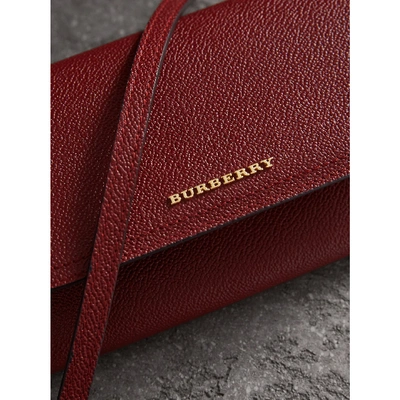Leather wallet Burberry Burgundy in Leather - 35957096