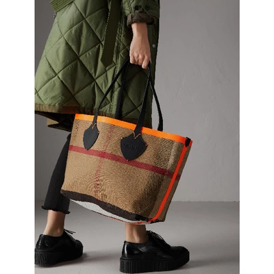 Burberry The Medium Giant Reversible Tote In Canvas And Leather In Black/ neon Orange | ModeSens