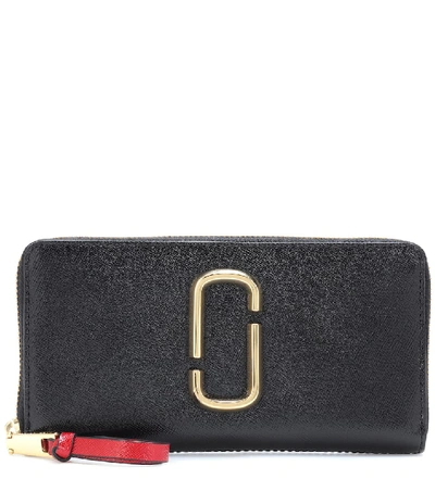 Shop Marc Jacobs Snapshot Leather Wallet In Black