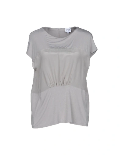 Shop Armani Collezioni T-shirt In Light Grey