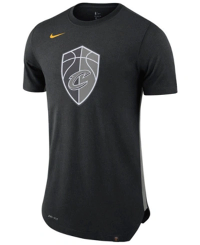 Shop Nike Men's Cleveland Cavaliers Alternate Hem Short Sleeve T-shirt In Black/silver