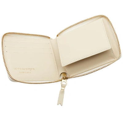 Shop Comme Des Garçons Comme Des Garcons Sa7100 Classic Wallet In White