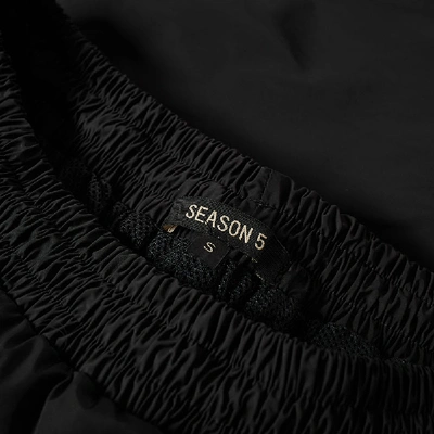 Rig mand spor Drastisk Yeezy Season 5 Crest Track Pant In Black | ModeSens